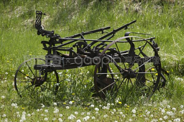 旧农业机械 时代印记与现代挑战